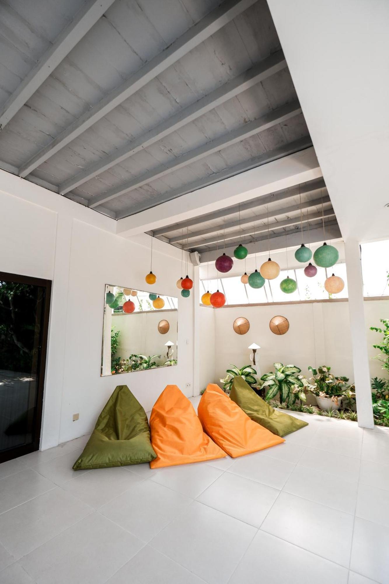 Comfortable 5 Bedroom In By Nami Bali Villa *